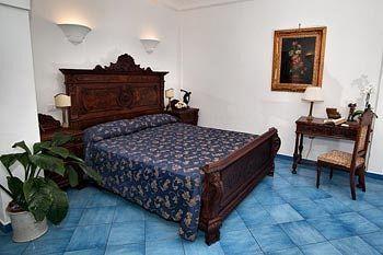 Bussola 3*