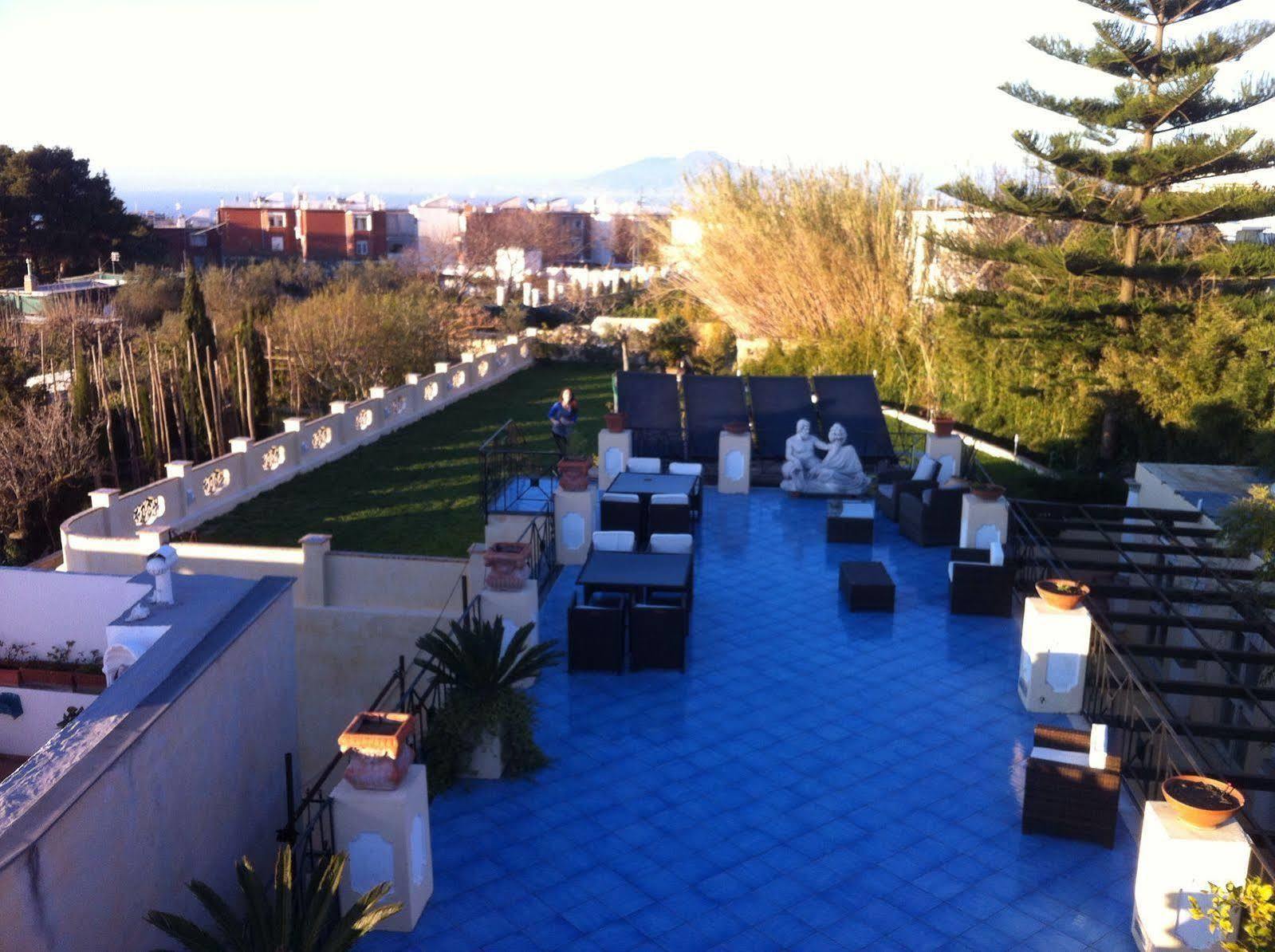 Bussola 3*